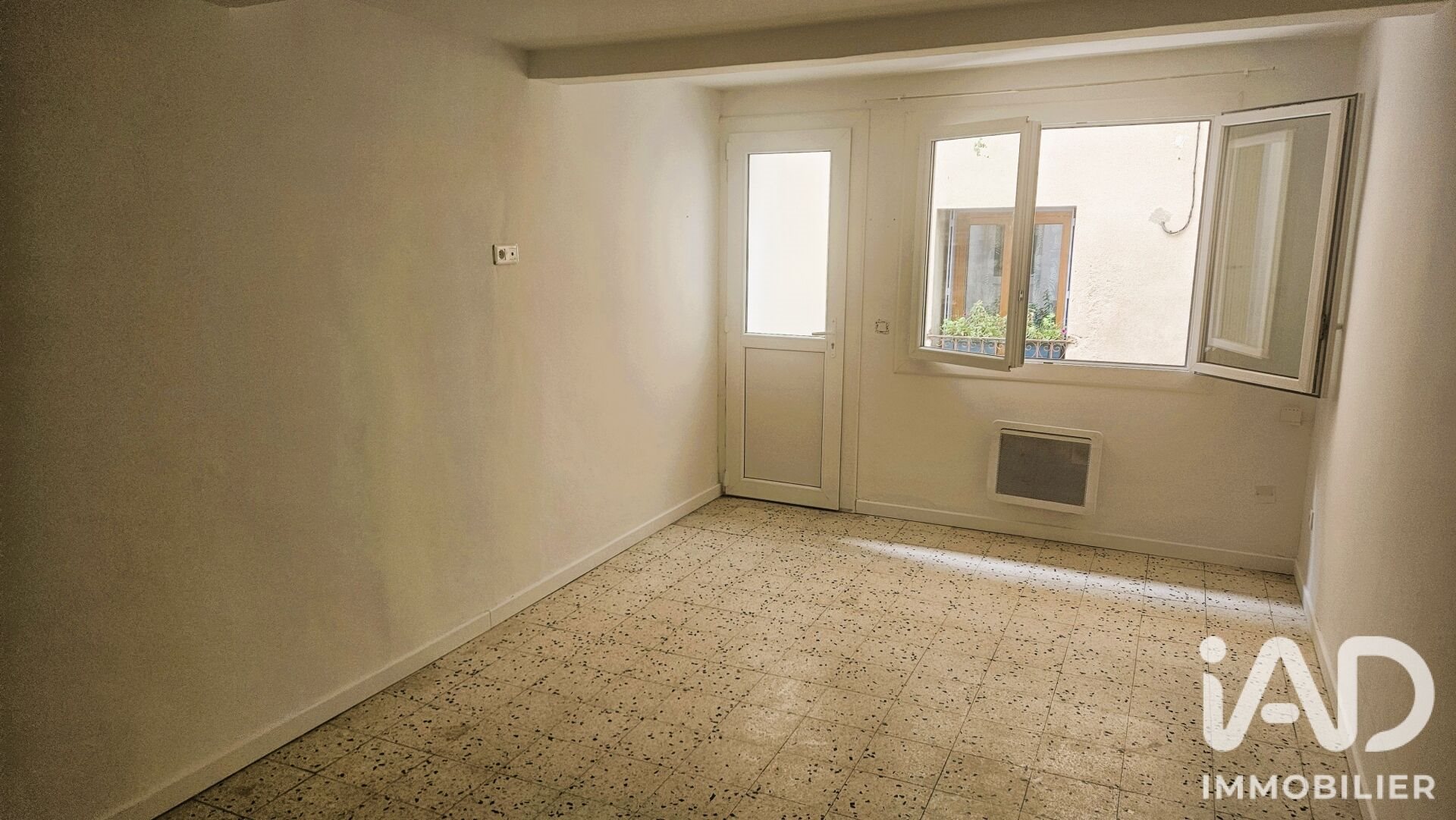 Maison à vendre, 87m², Saint-Geniès-de-Fontedit