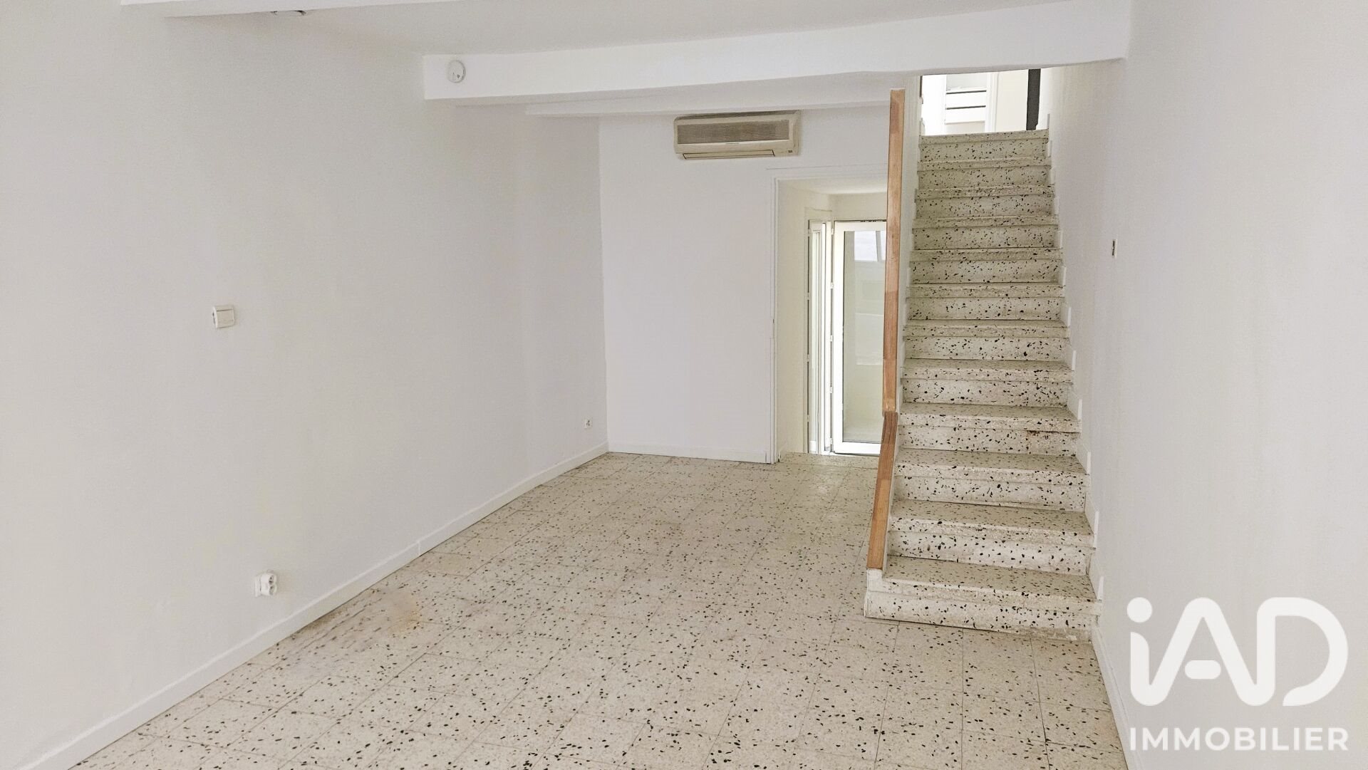 Maison à vendre, 87m², Saint-Geniès-de-Fontedit