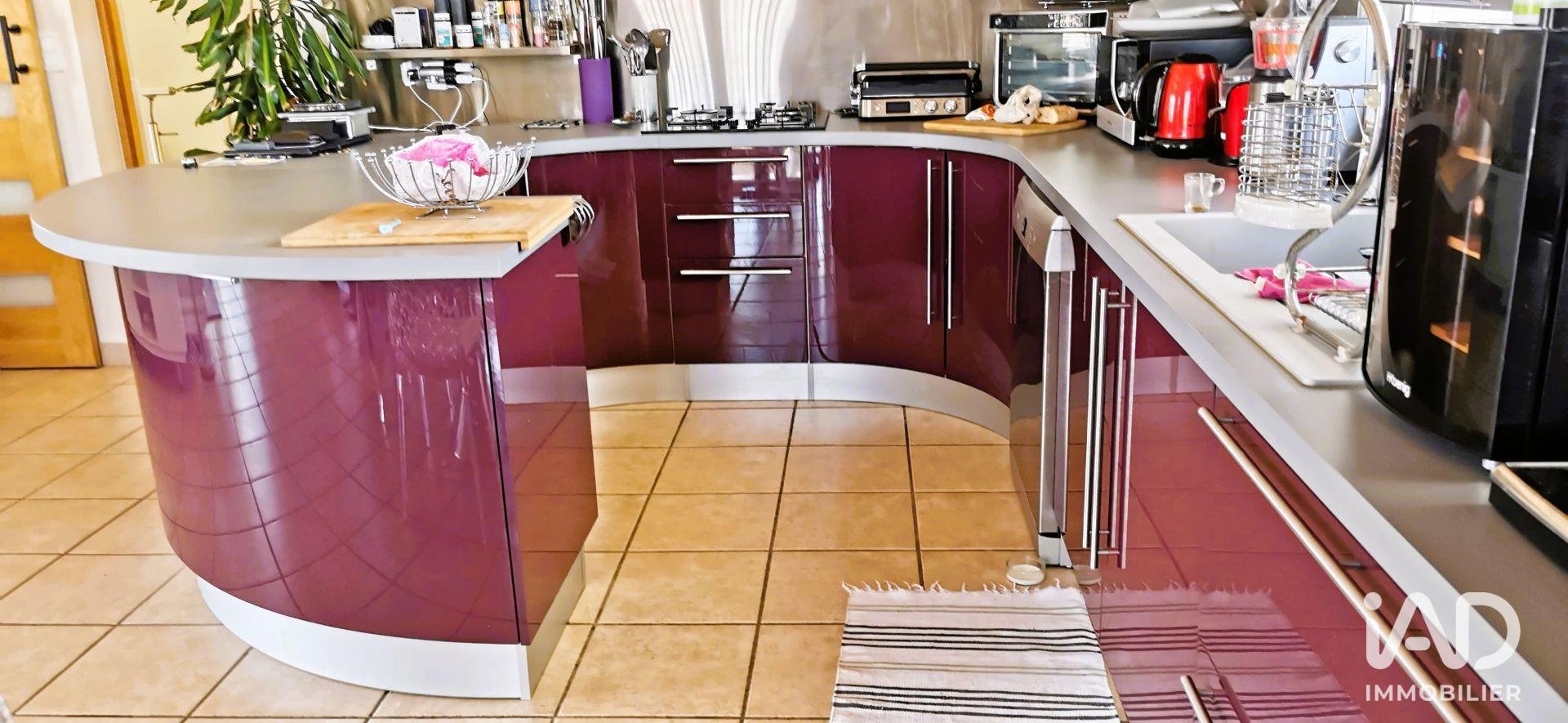Maison à vendre, 235m², Adissan