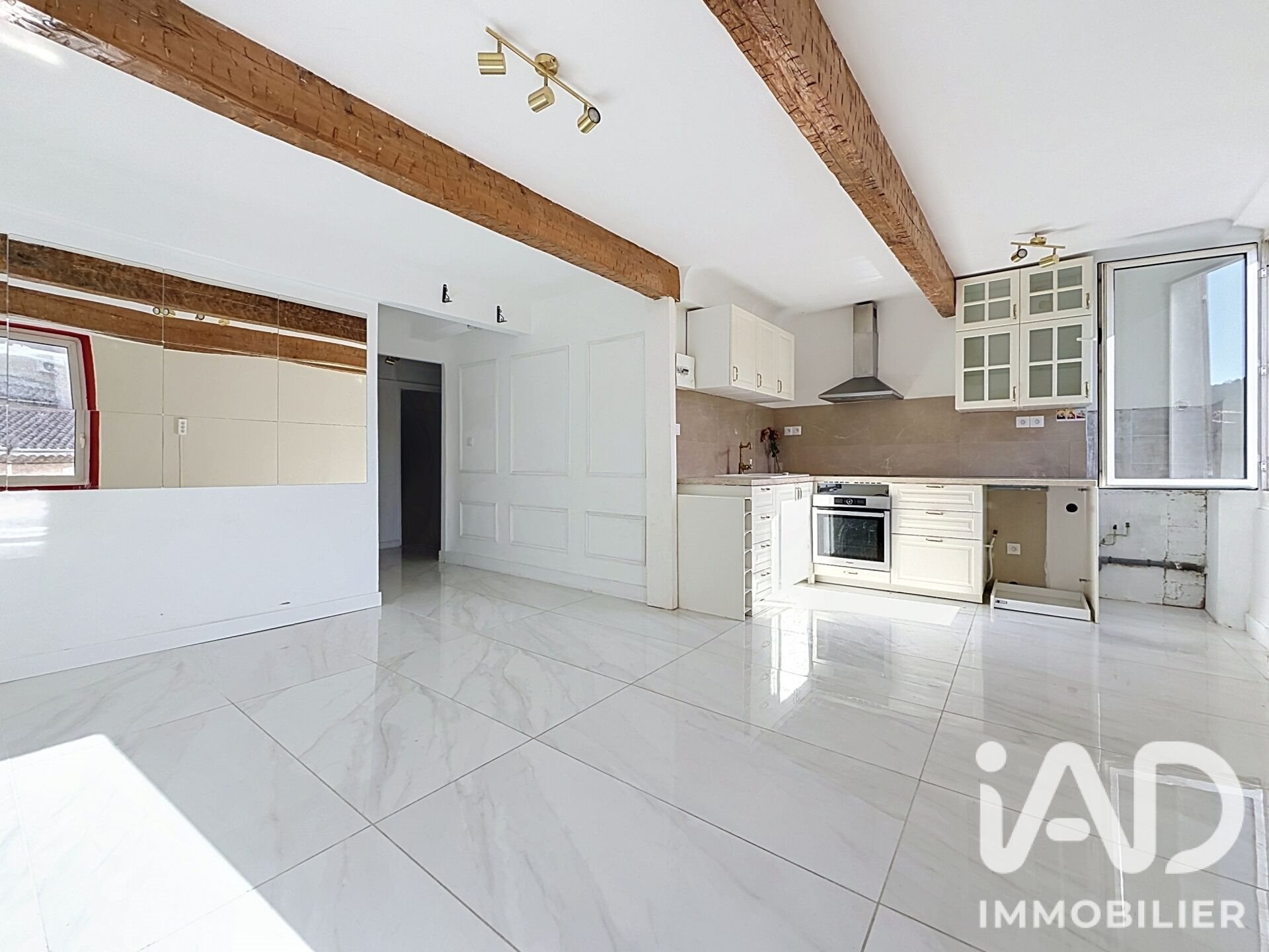 Appartement à vendre, 59m², Saint-Zacharie