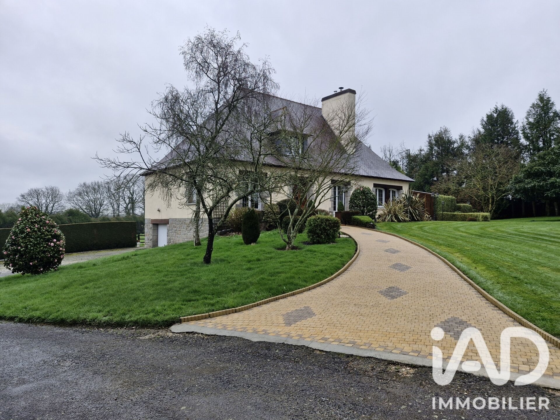 Maison à vendre, 201m², Etrelles