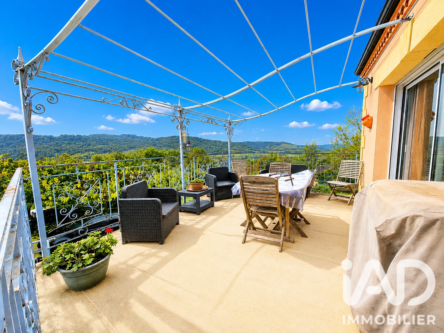 Maison à vendre, 140m², Terrasson-Lavilledieu