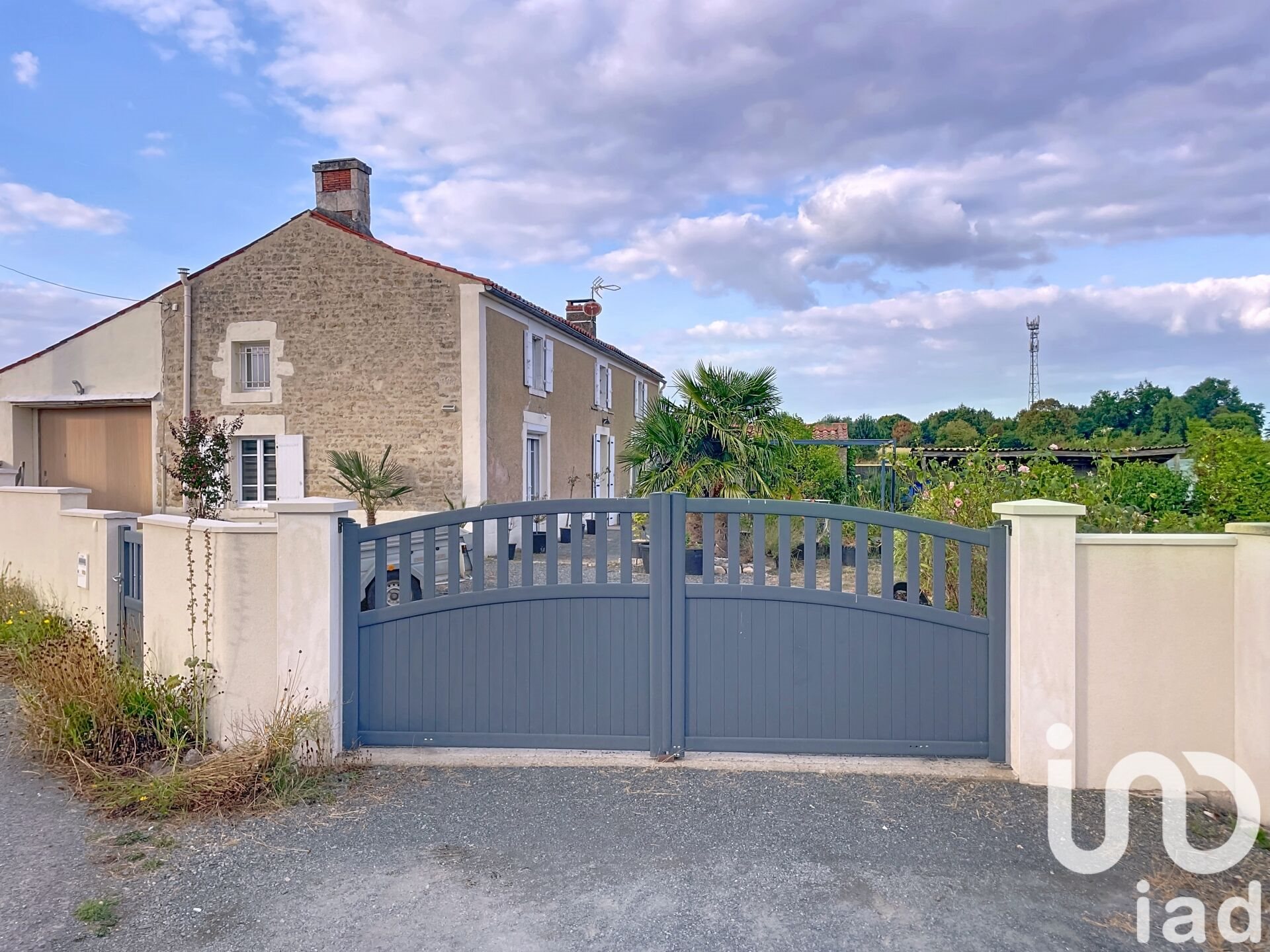 Maison à vendre, 141m², Saint-Hilaire-des-Loges