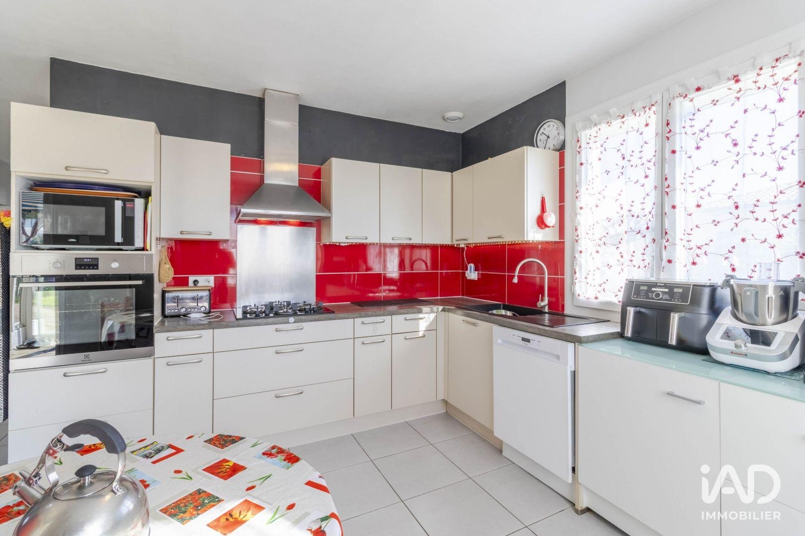 Maison à vendre, 134m², Pineuilh