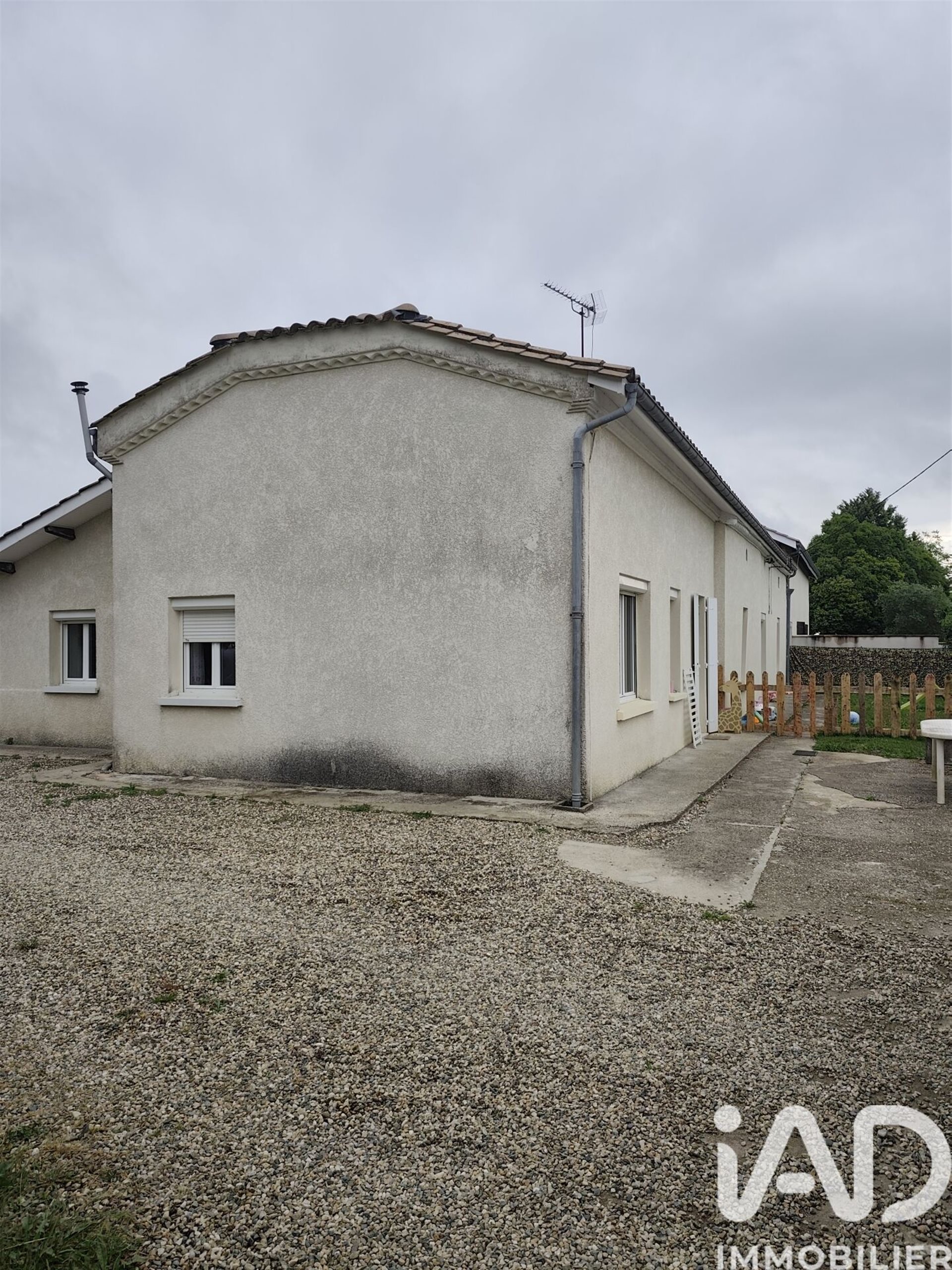 Maison à vendre, 142m², Saint-Sulpice-de-Pommiers