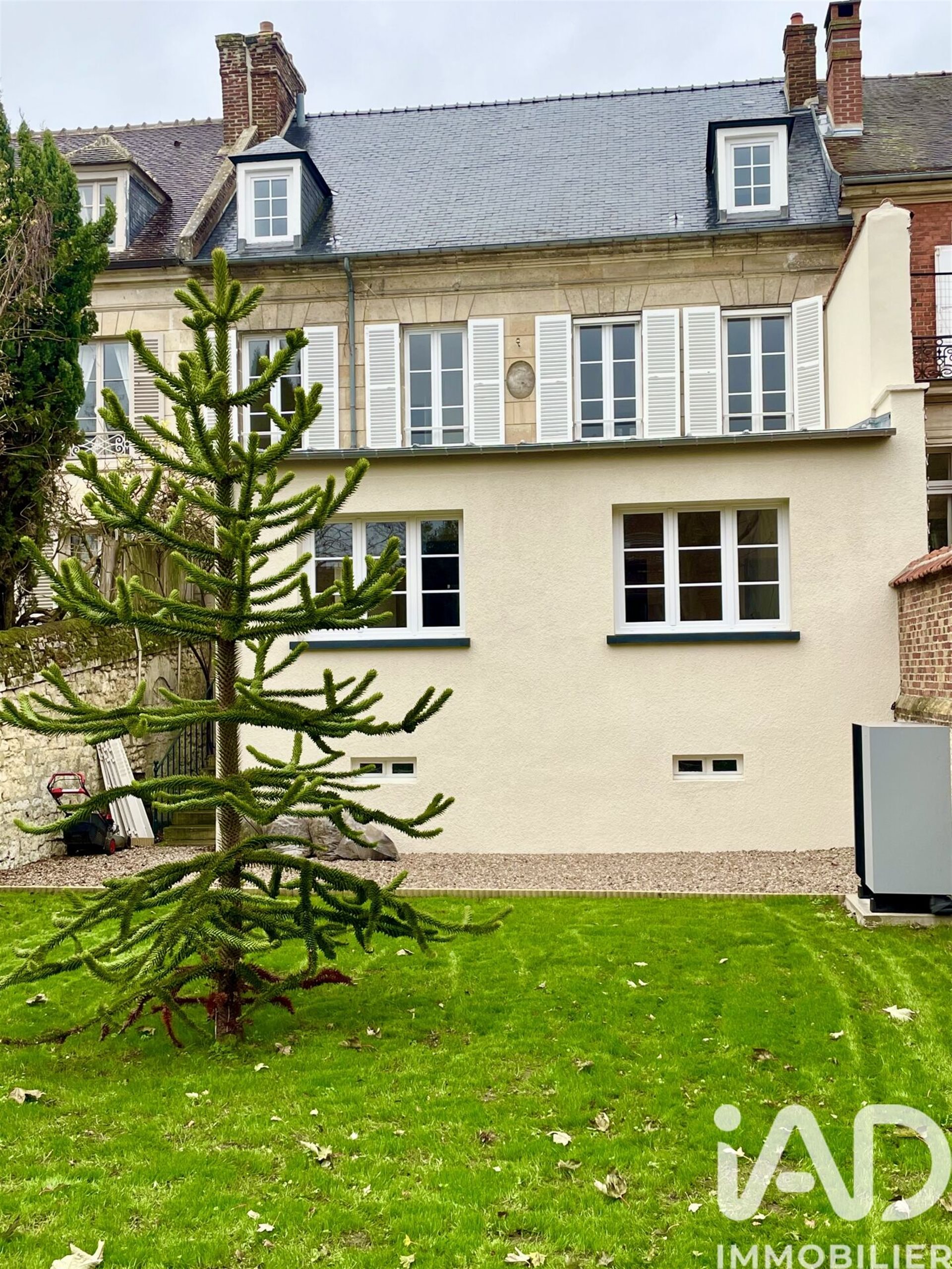 Maison à vendre, 237m², Compiègne