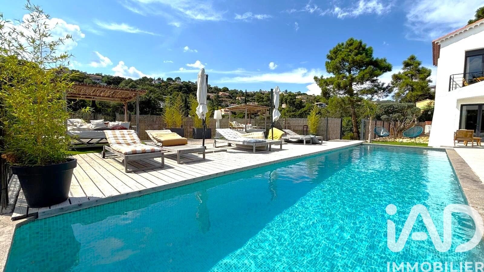 Maison à vendre, 205m², Roquebrune-sur-Argens