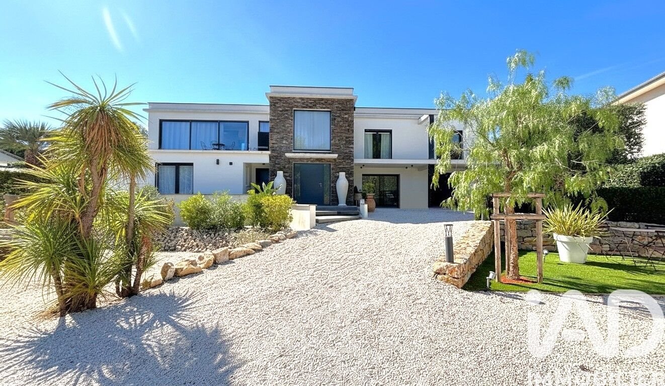 Maison à vendre, 319m², Fréjus