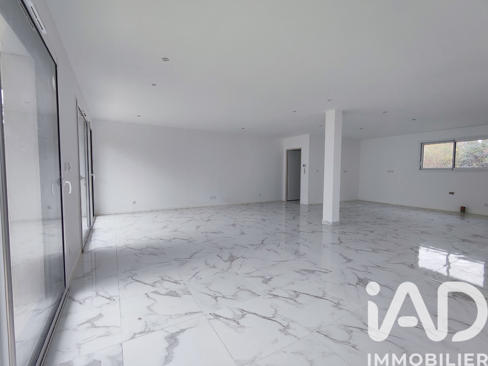 Maison à vendre, 141m², Savigné-sur-Lathan