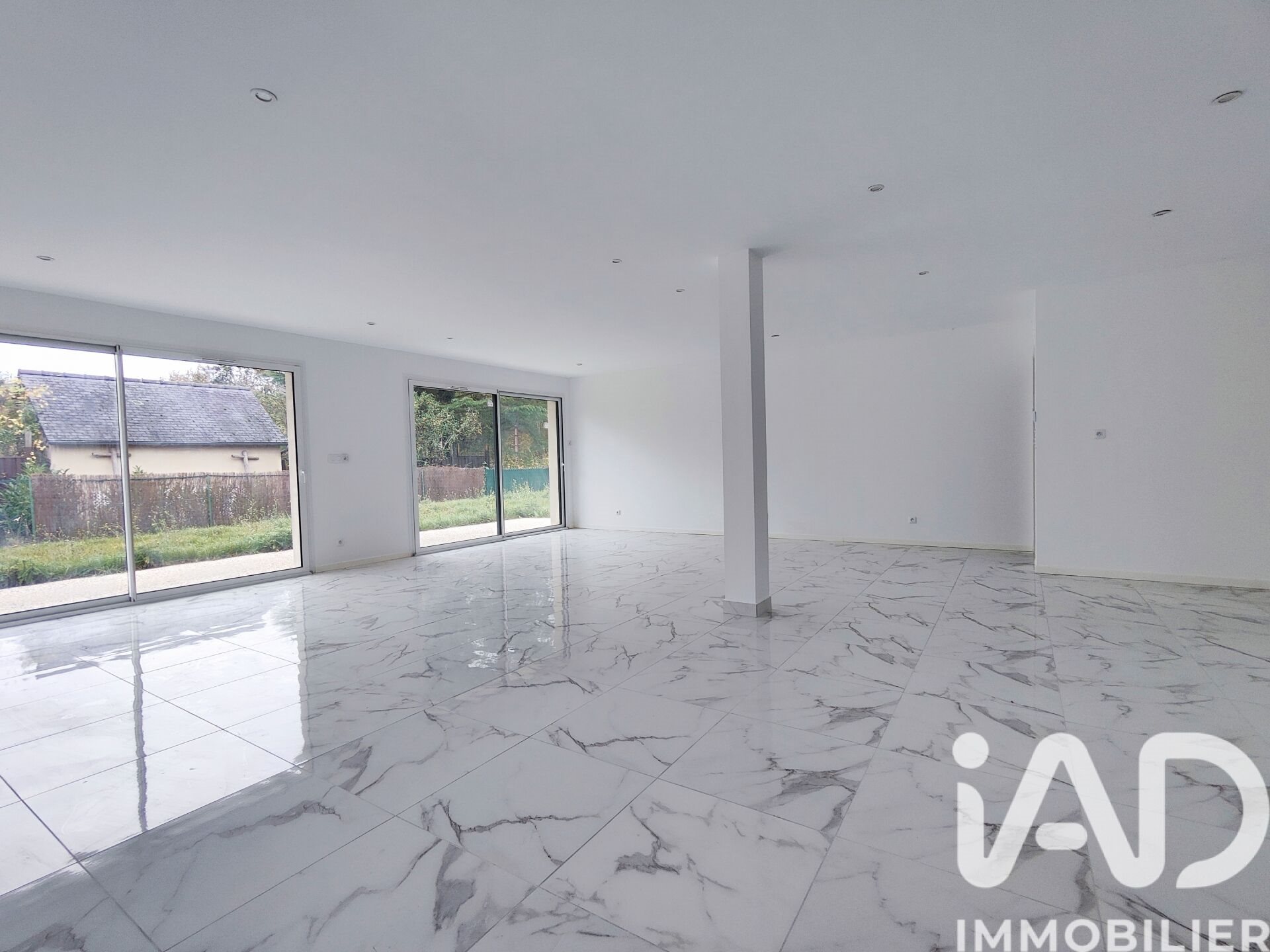 Maison à vendre, 141m², Savigné-sur-Lathan