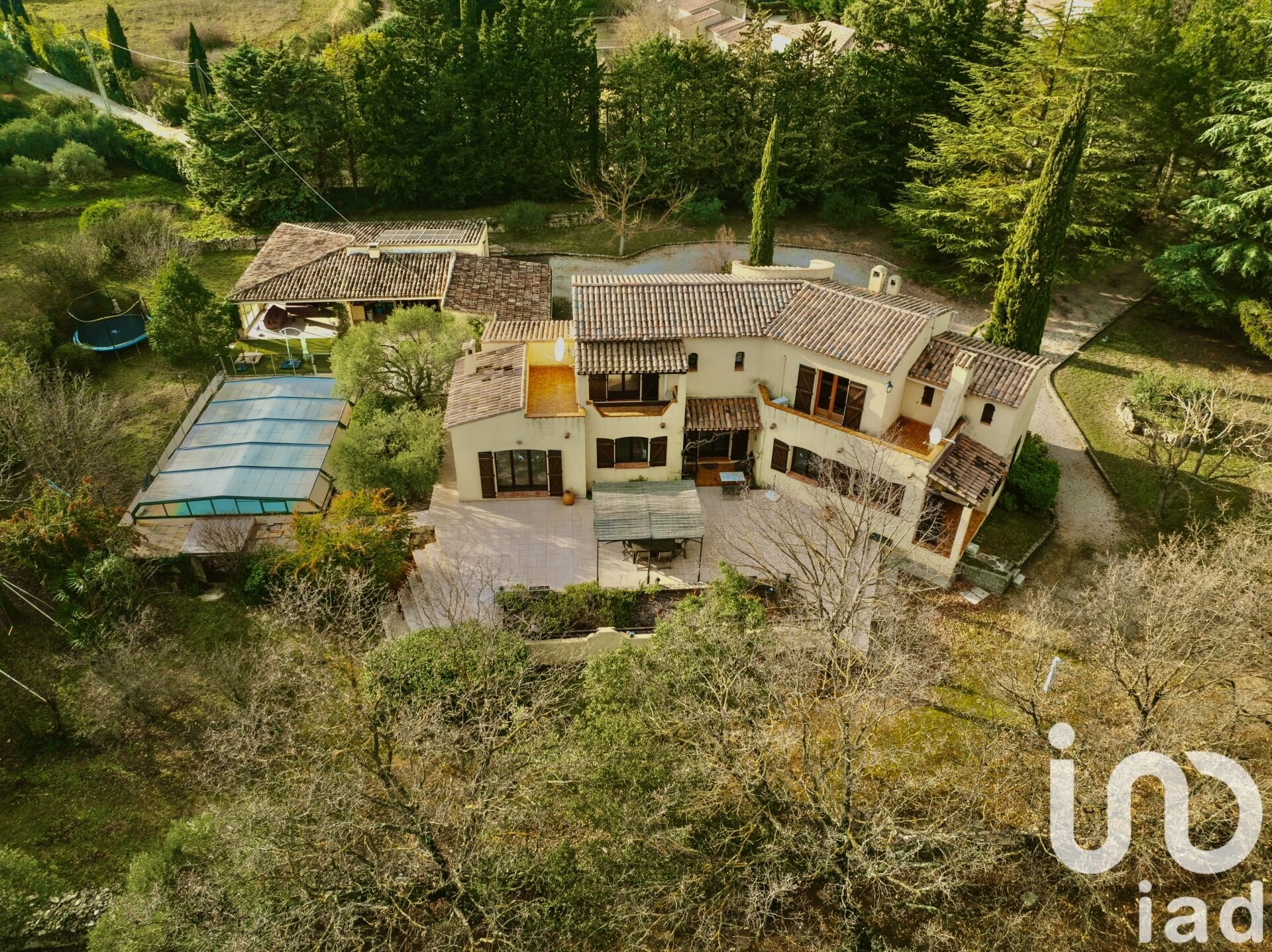 Maison à vendre, 270m², Saint-Maximin-la-Sainte-Baume