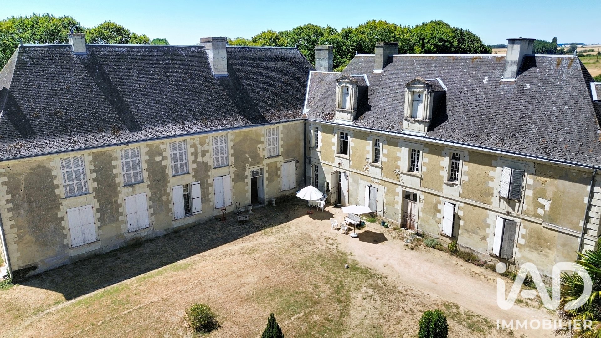 Maison à vendre, 600m², Saint-Genest-d'Ambière