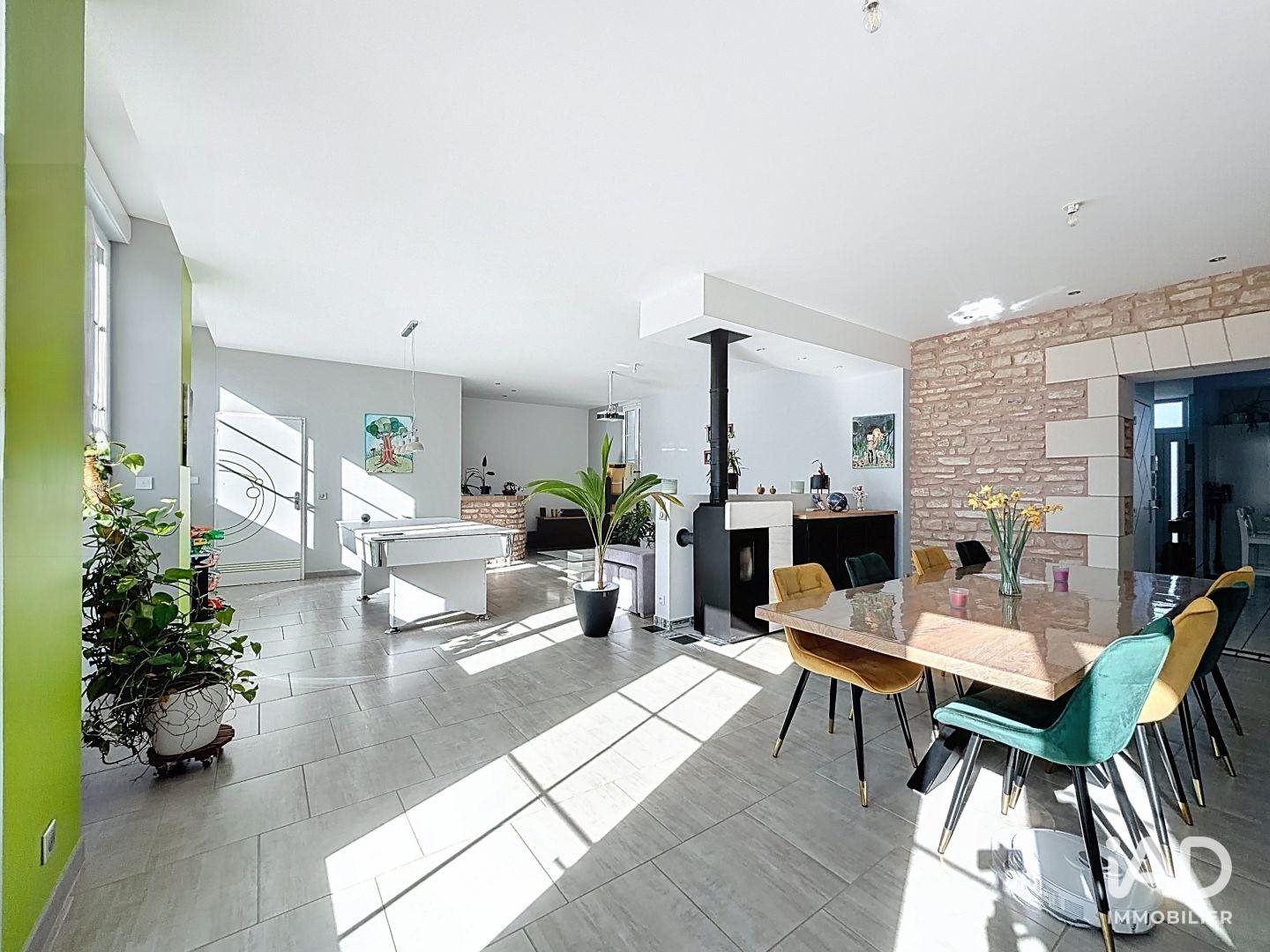 Maison à vendre, 210m², Champigny en Rochereau