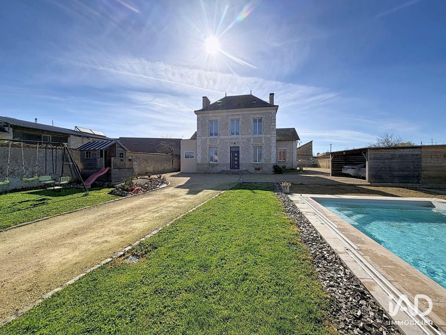 Maison à vendre, 210m², Champigny en Rochereau