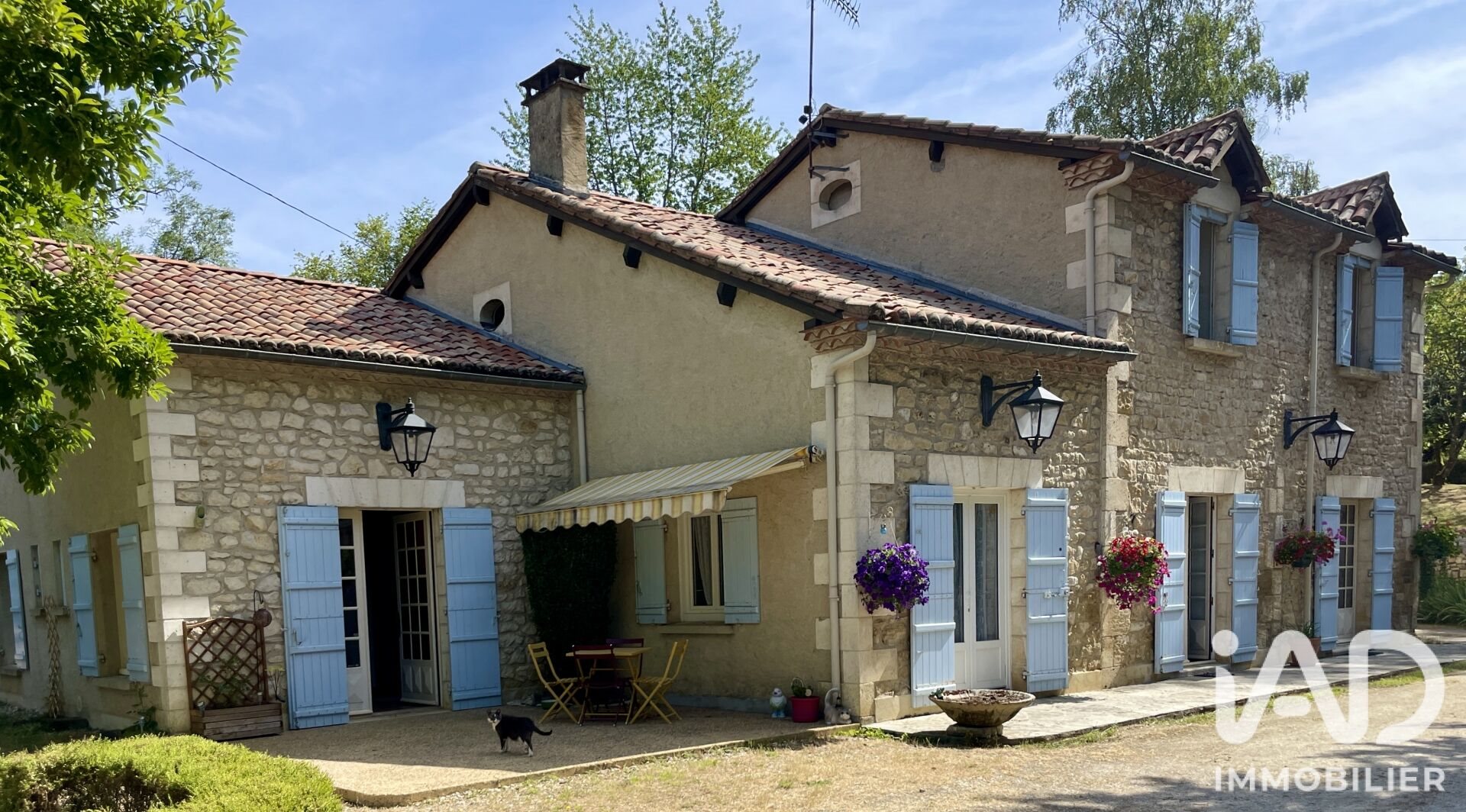 Maison à vendre, 260m², Thiviers