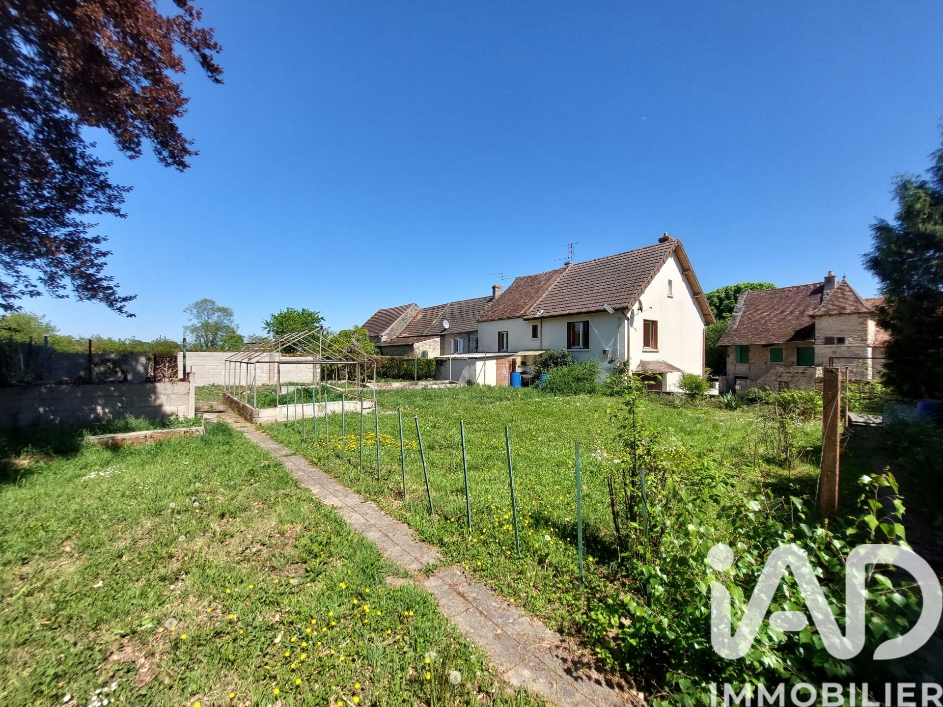 Maison à vendre, 74m², Saint-Gengoux-le-National