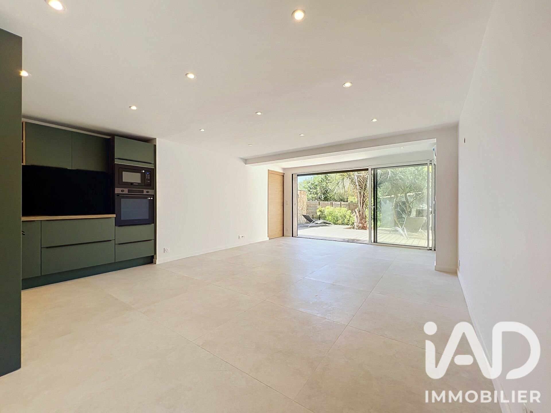 Appartement à vendre, 69m², Hyères