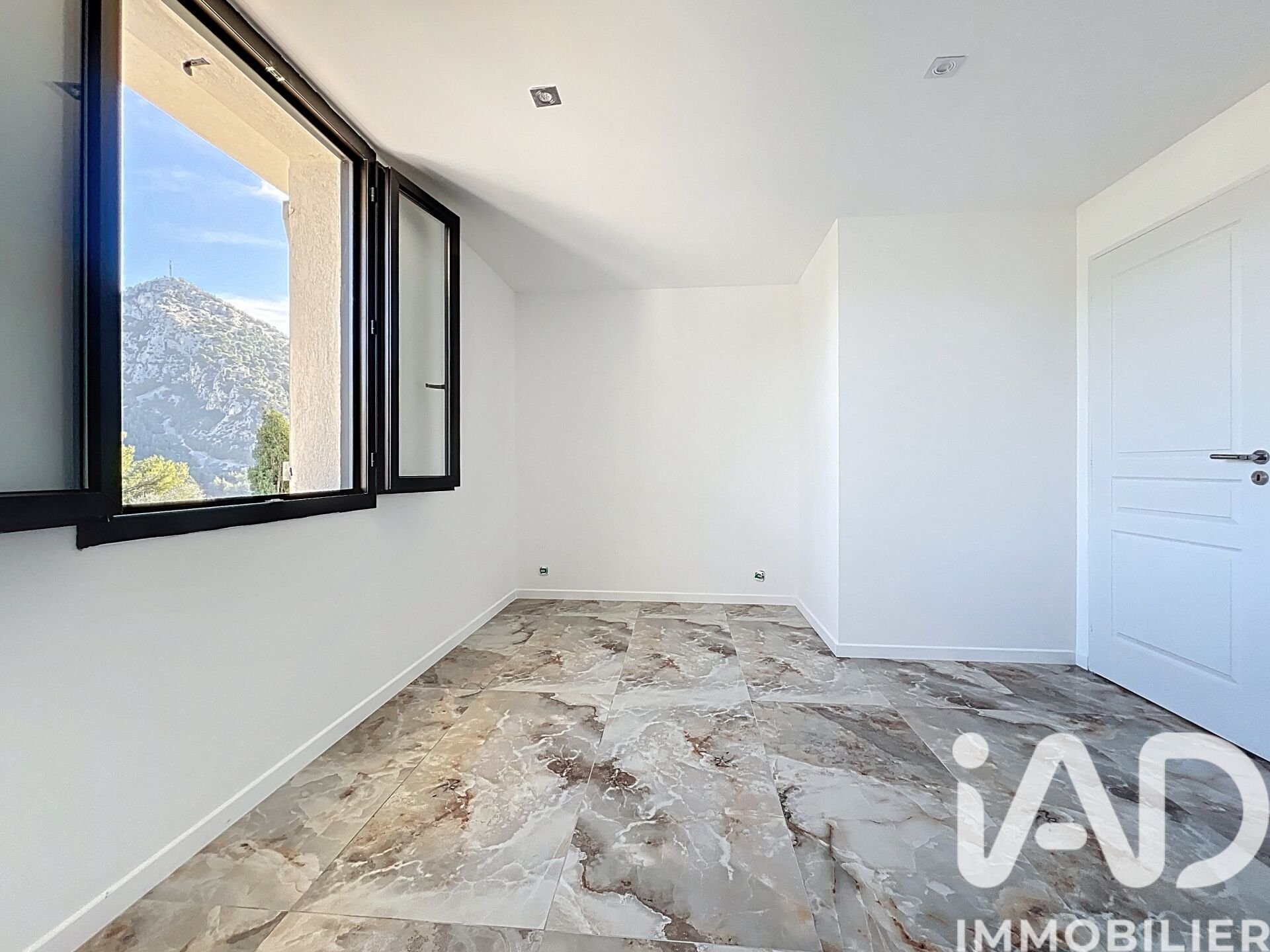 Maison à vendre, 120m², Toulon