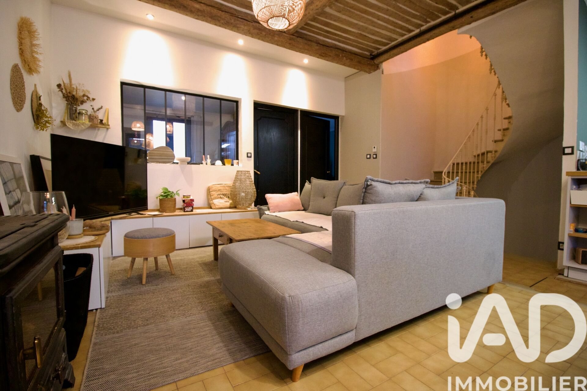 Maison à vendre, 140m², Pouzolles