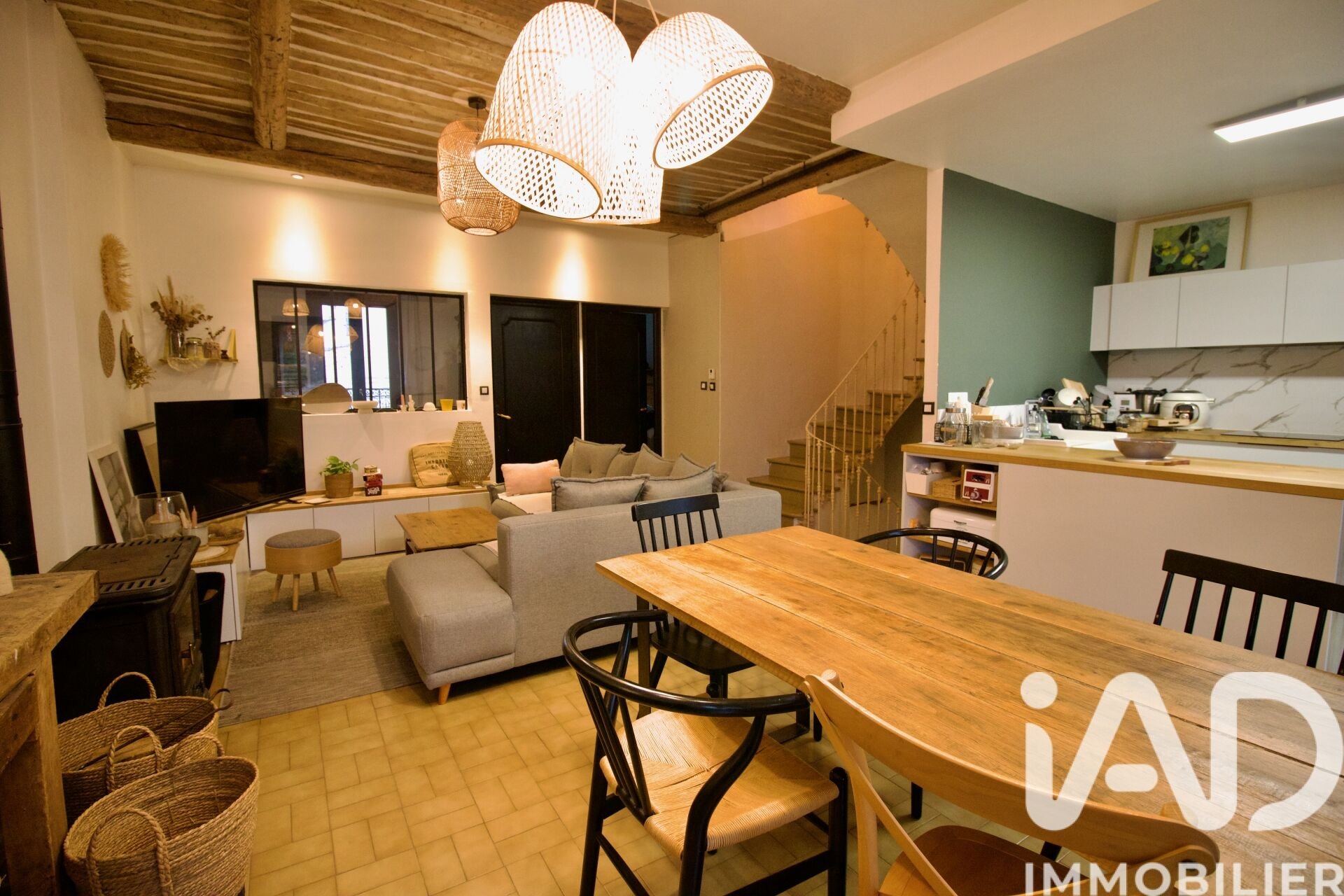 Maison à vendre, 140m², Pouzolles