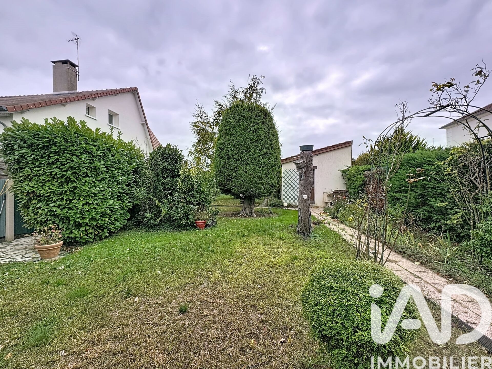 Maison à vendre, 133m², Le Mesnil-le-Roi