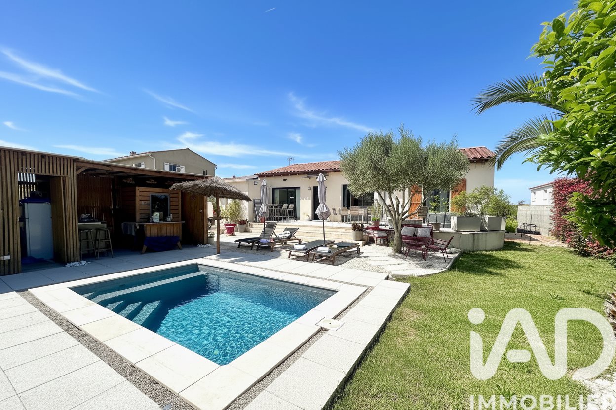 Maison à vendre, 101m², Saint-Geniès-de-Comolas