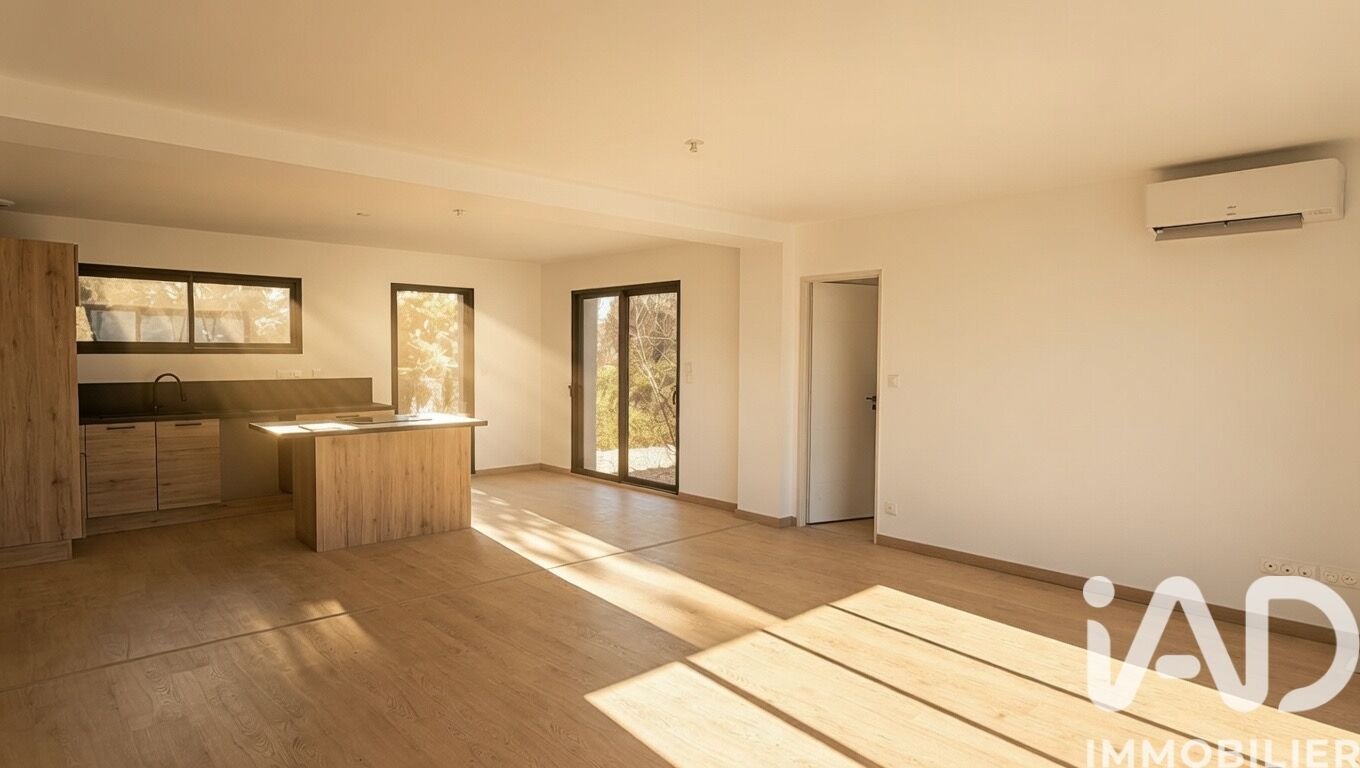 Maison à vendre, 130m², Camaret-sur-Aigues