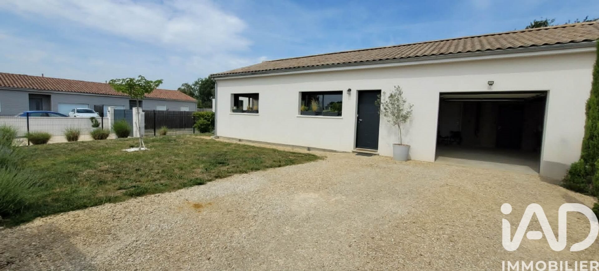 Maison à vendre, 121m², Nieuil-l'Espoir