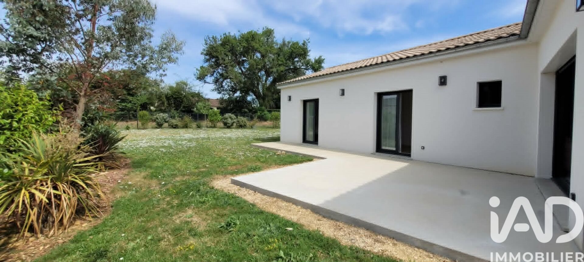 Maison à vendre, 121m², Nieuil-l'Espoir