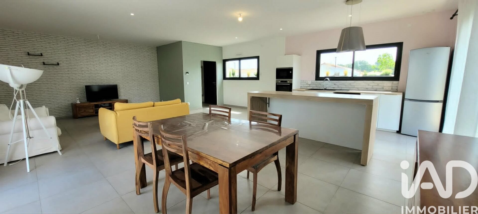 Maison à vendre, 121m², Nieuil-l'Espoir