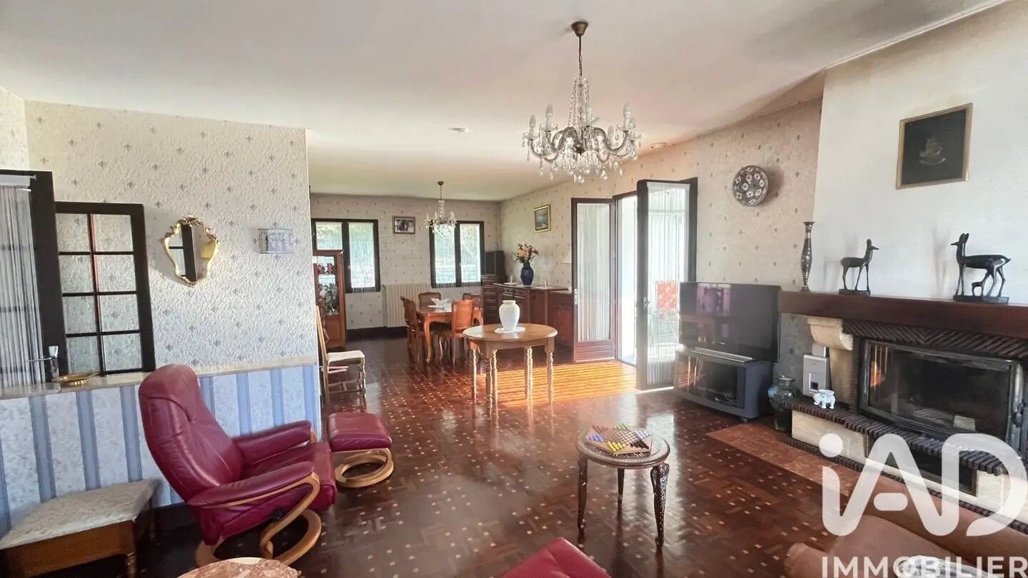 Maison à vendre, 161m², Puymoyen