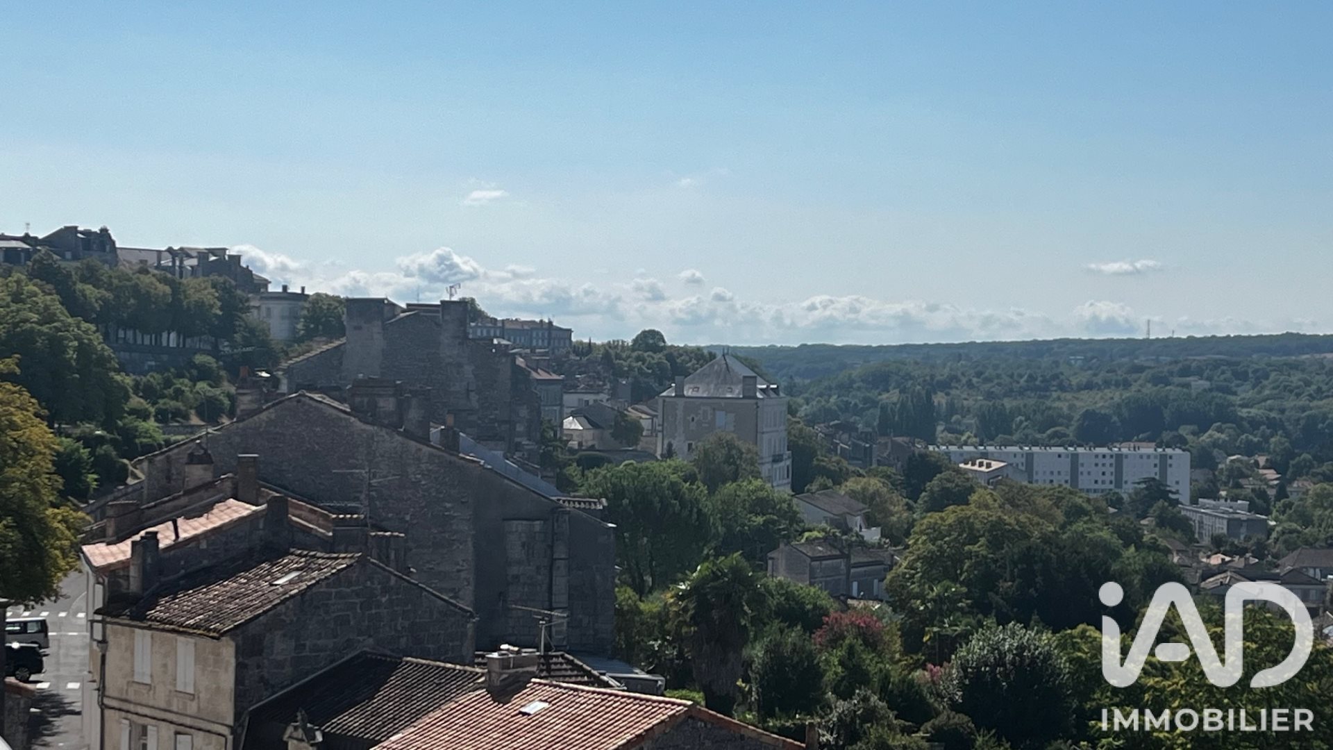 Appartement à vendre, 148m², Angoulême