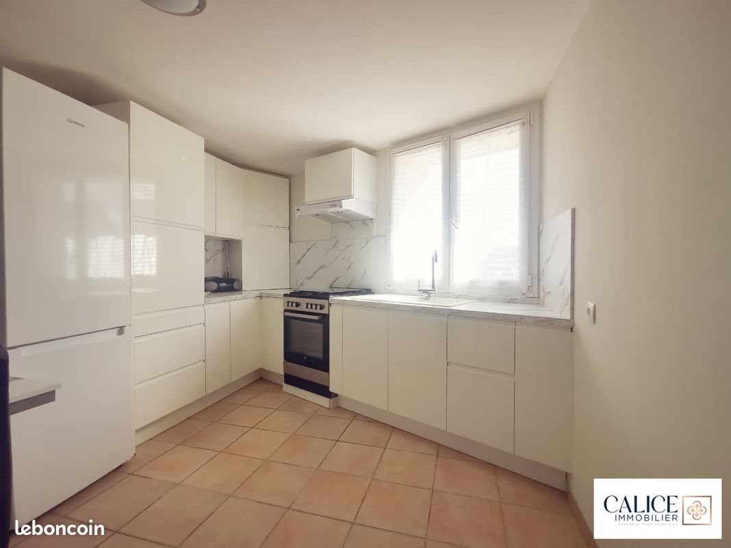Maison à vendre, 71m², Saint-Jean-de-Muzols