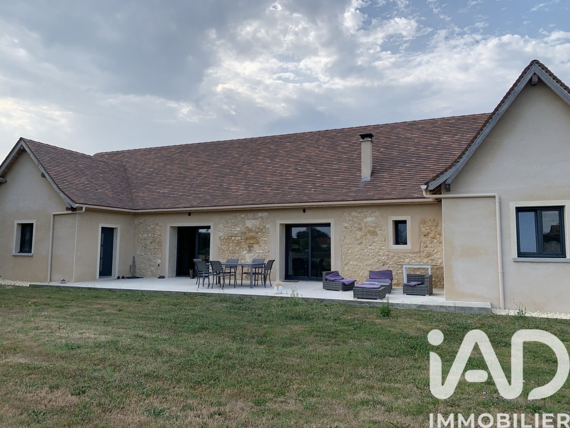 Maison à vendre, 141m², Saint-Médard-de-Mussidan