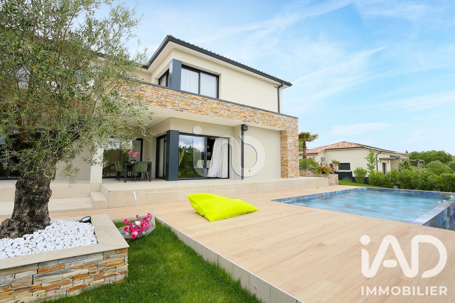 Maison à vendre, 222m², Aureville