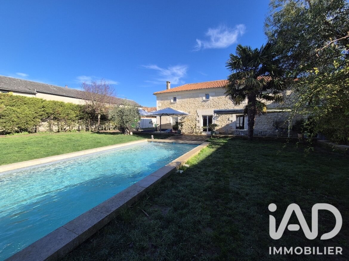 Maison à vendre, 290m², Sainte-Verge