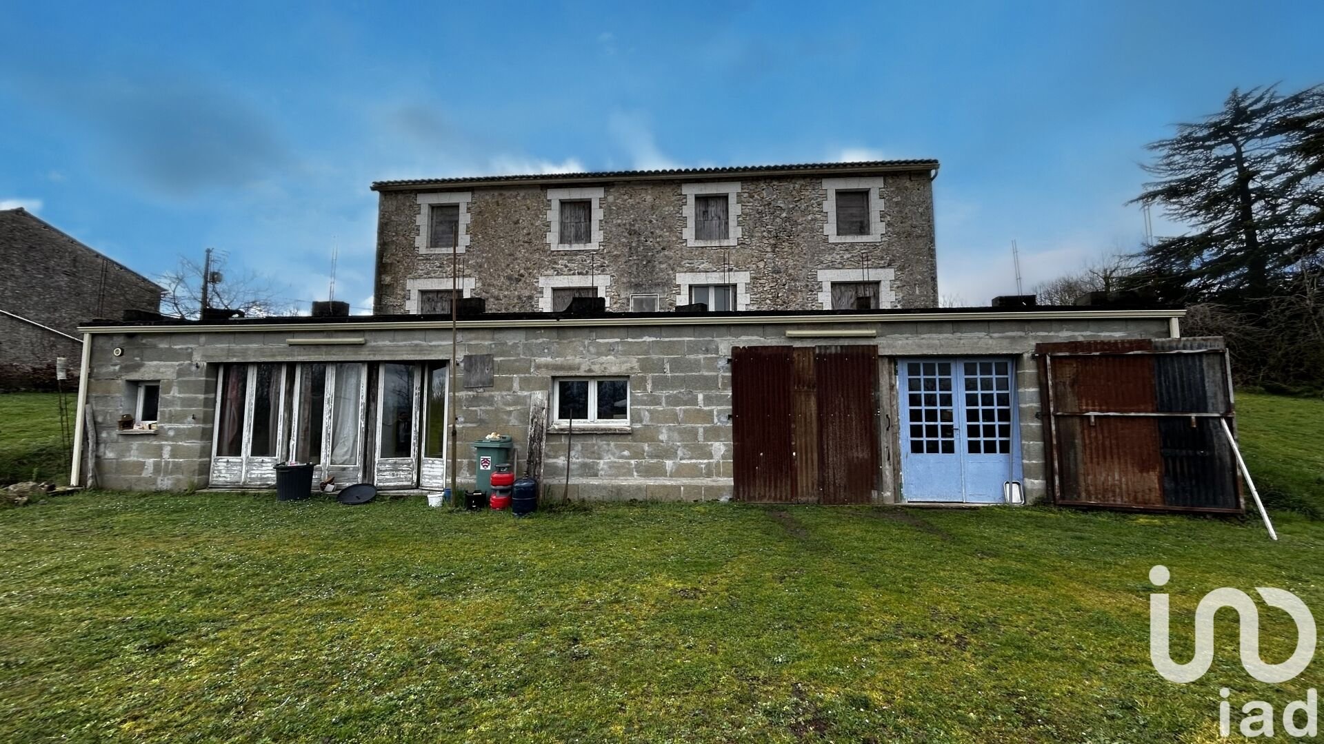 Maison à vendre, 162m², Montbron