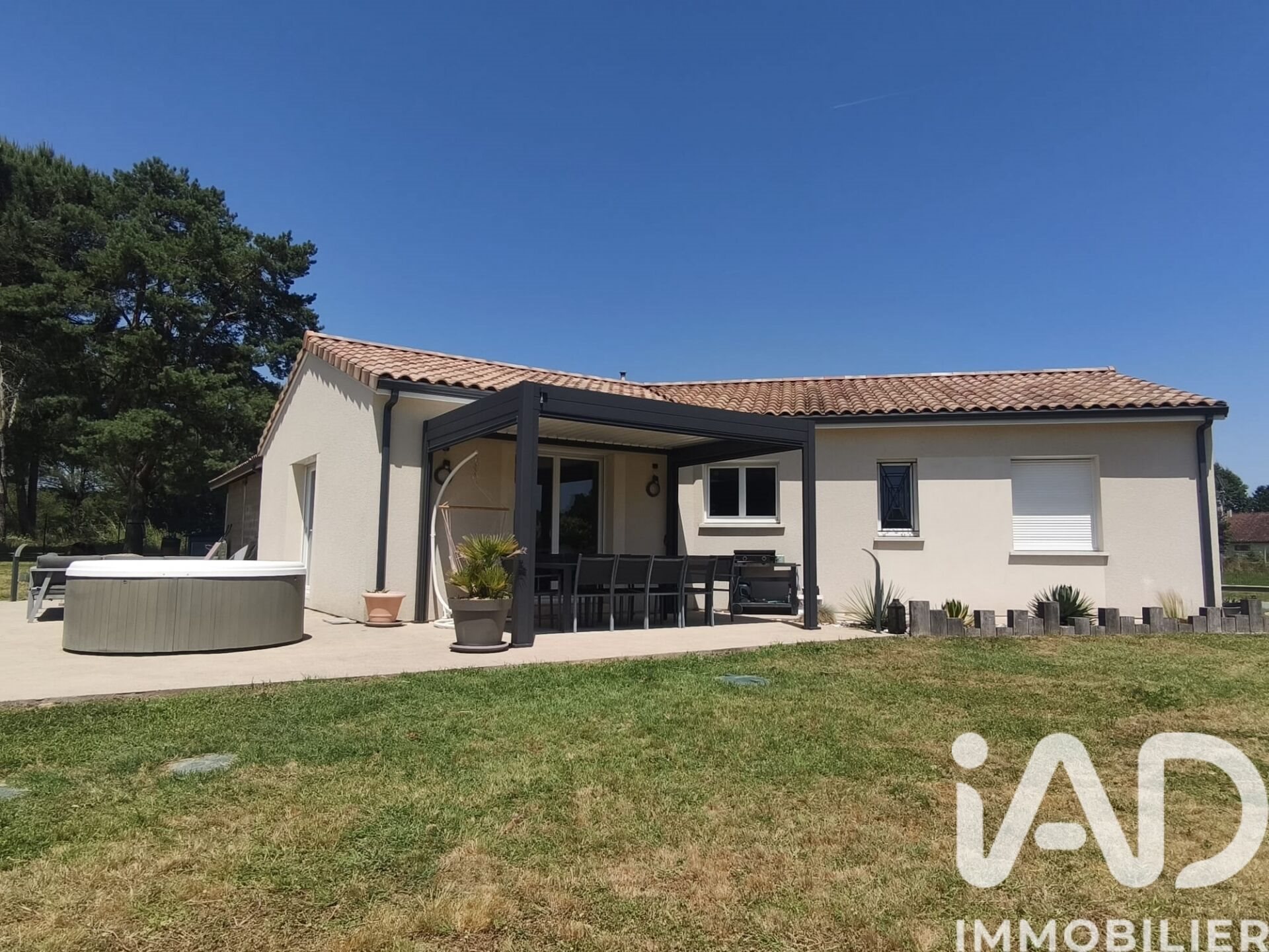 Maison à vendre, 95m², Lamothe-Montravel