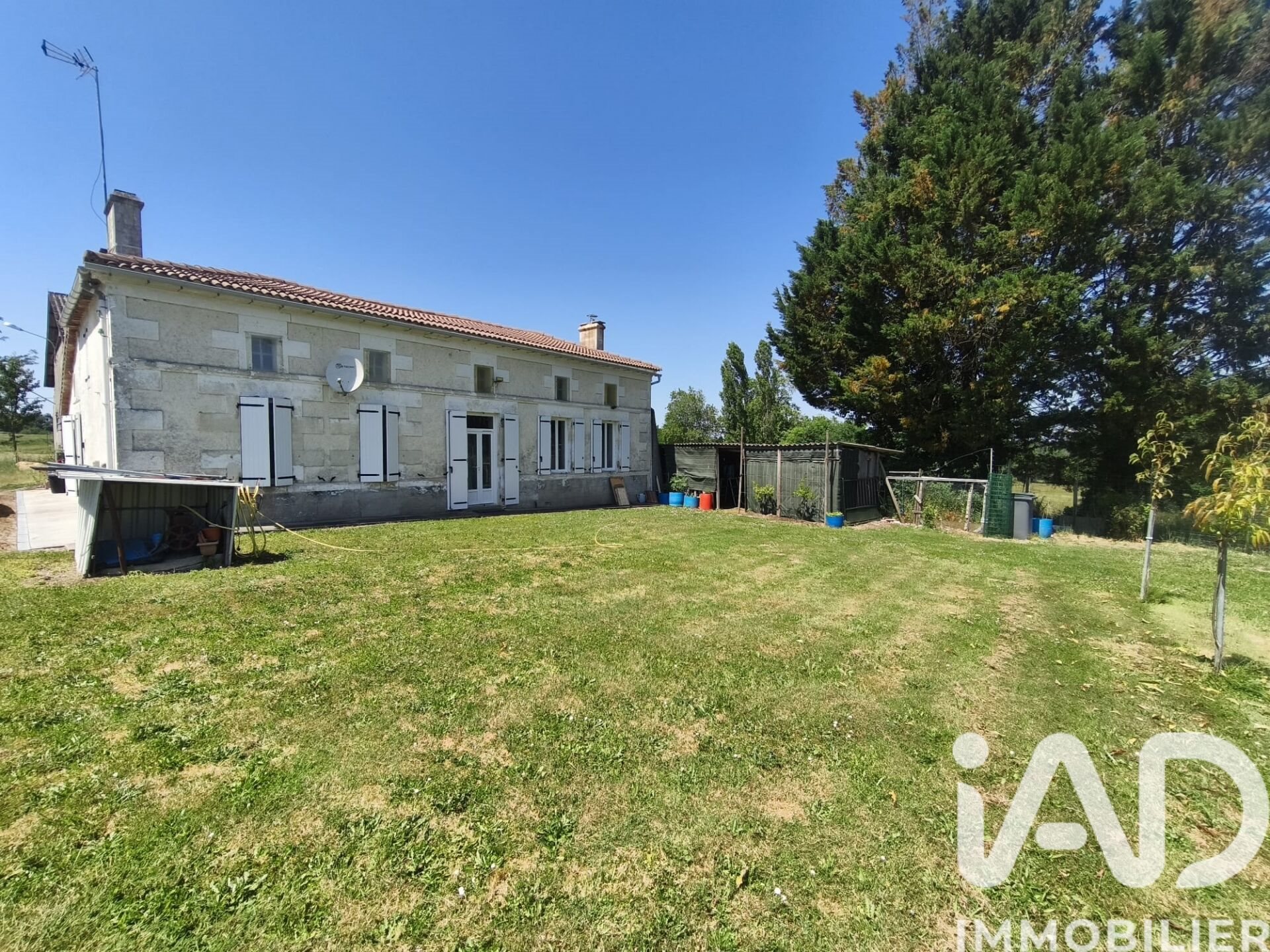 Maison à vendre, 106m², Neuvicq