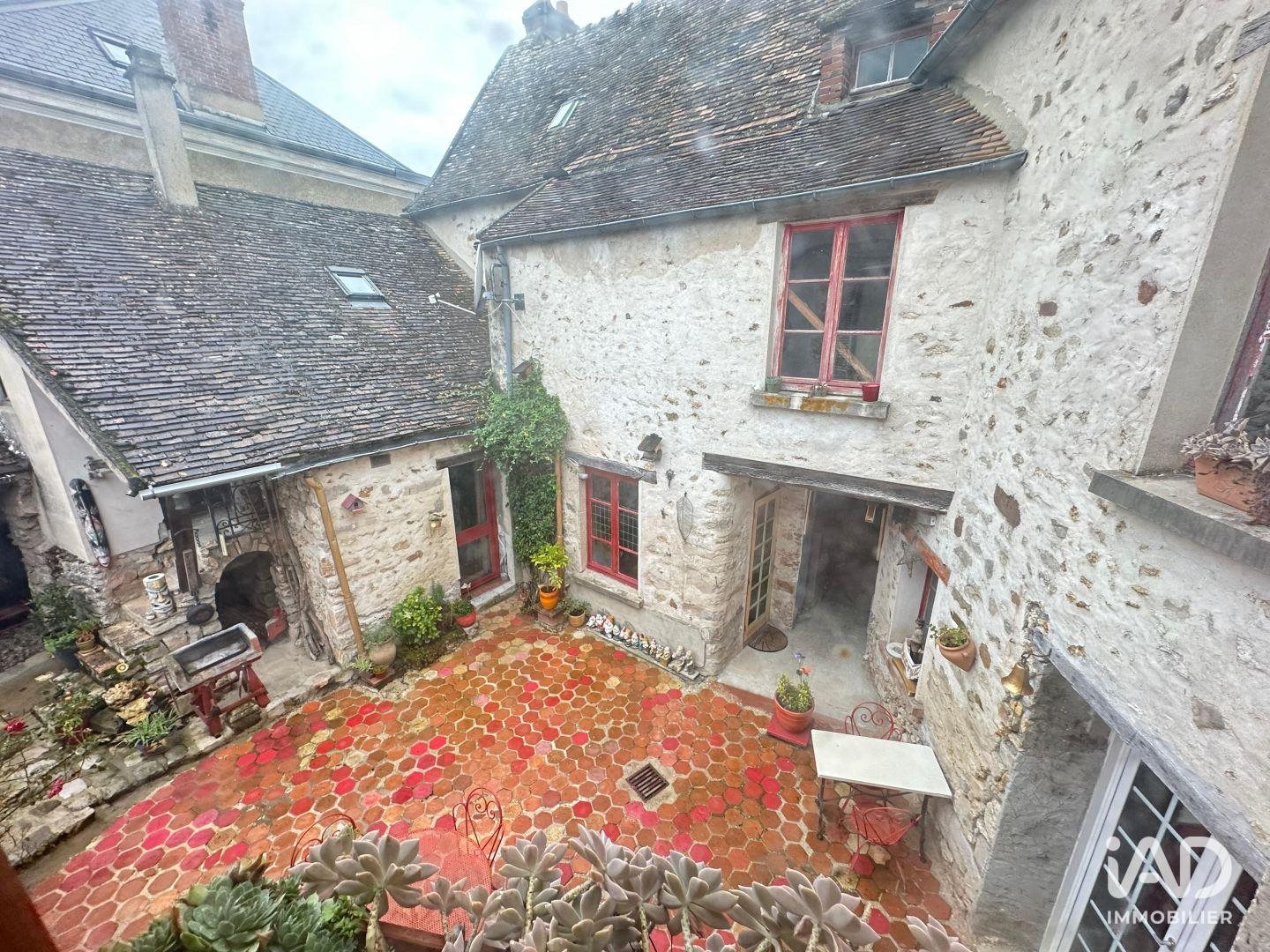 Maison à vendre, 200m², Saint-Sulpice-de-Favières