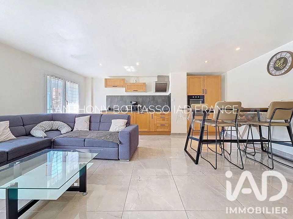 Appartement à vendre, 64m², Solliès-Pont