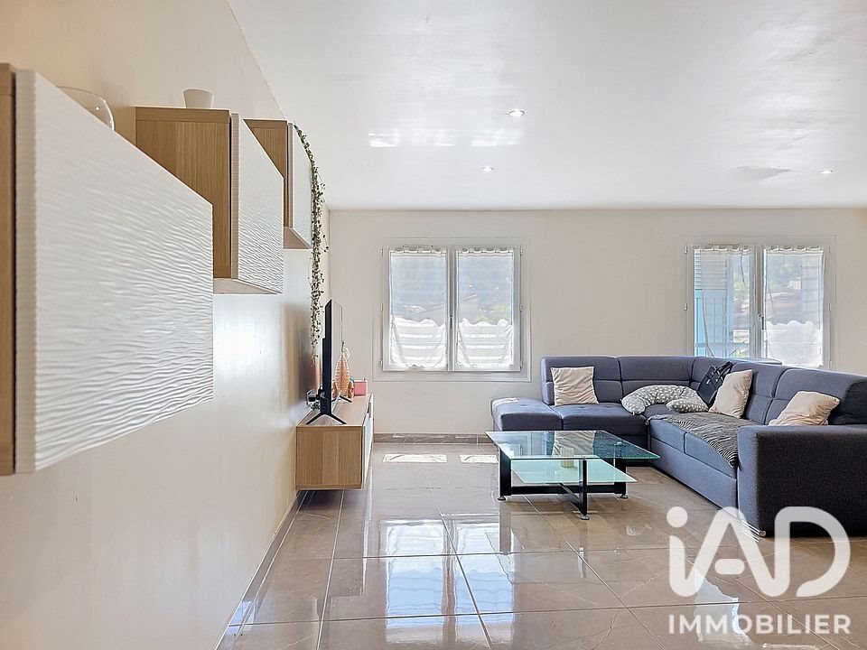 Appartement à vendre, 64m², Solliès-Pont