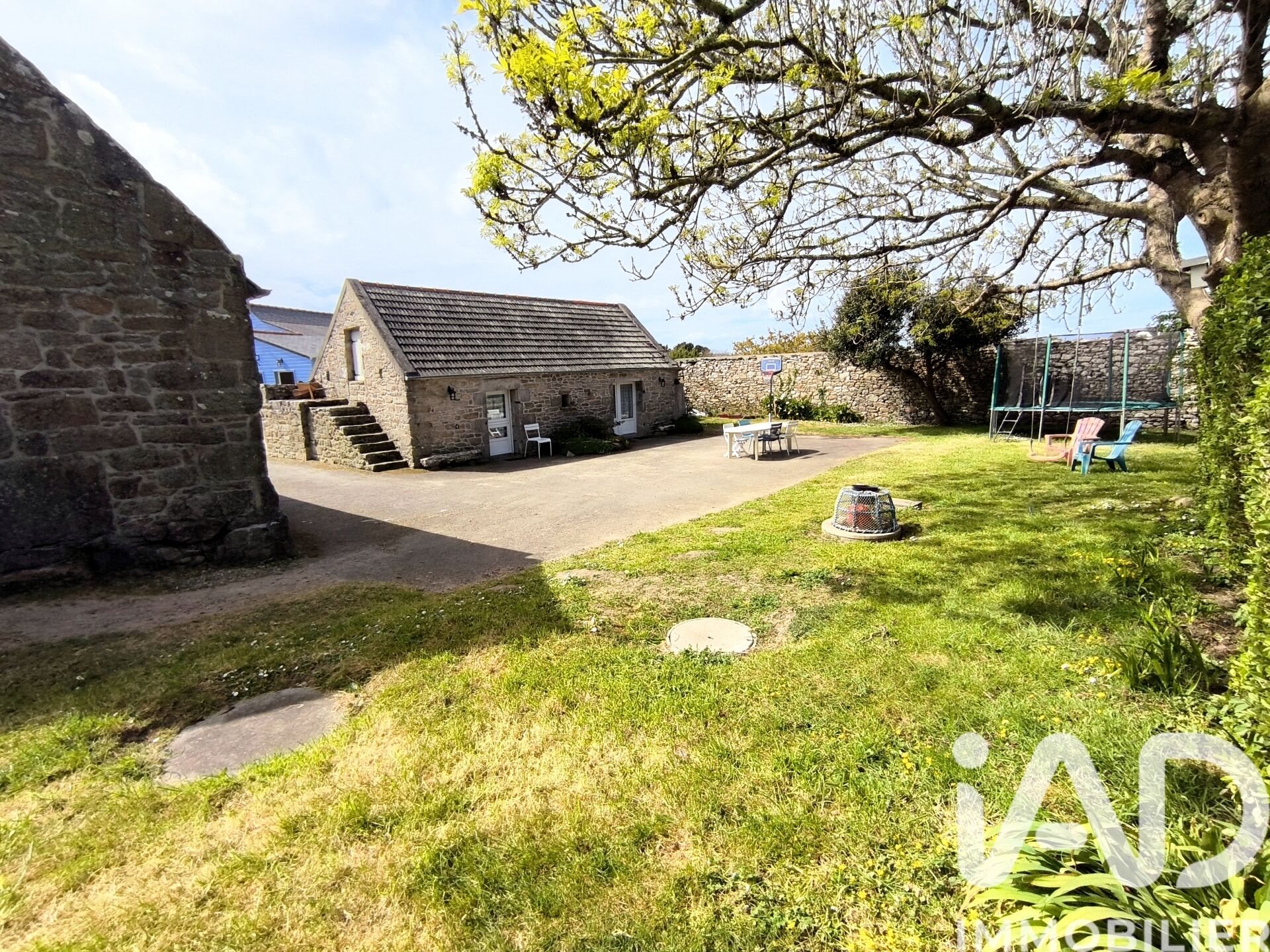Maison à vendre, 247m², Plogoff
