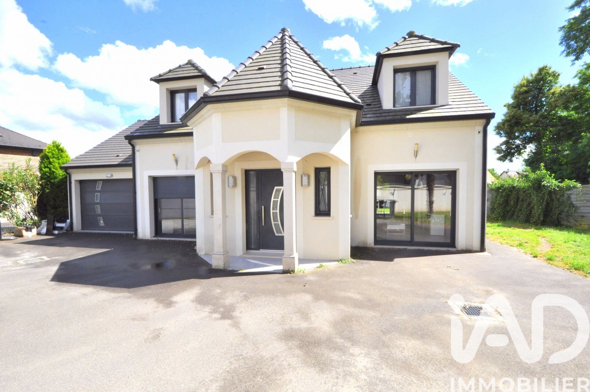 Maison à vendre, 178m², Bruyères-le-Châtel