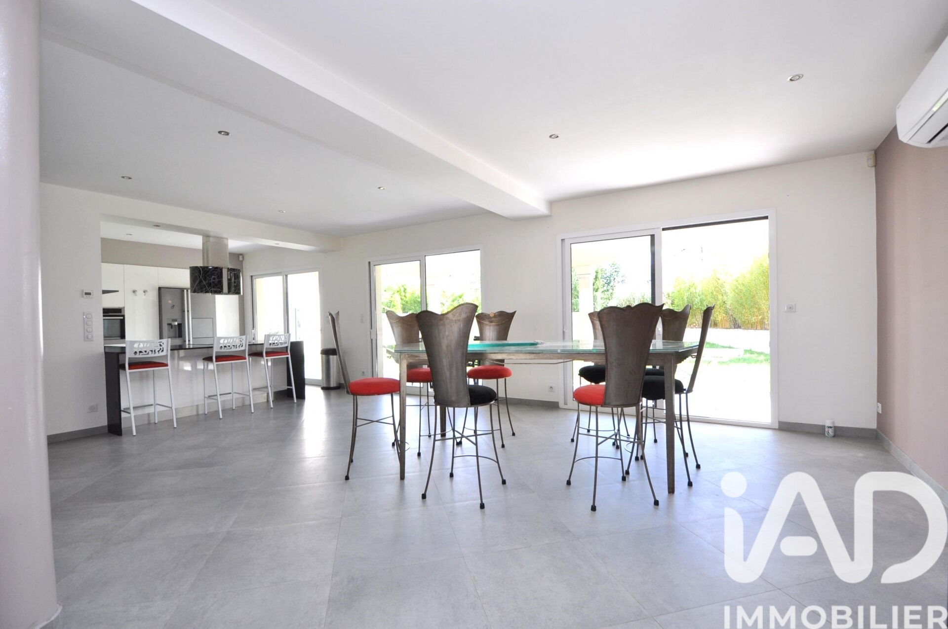 Maison à vendre, 178m², Bruyères-le-Châtel