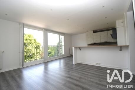Appartement à vendre, 59m², Bruyères-le-Châtel