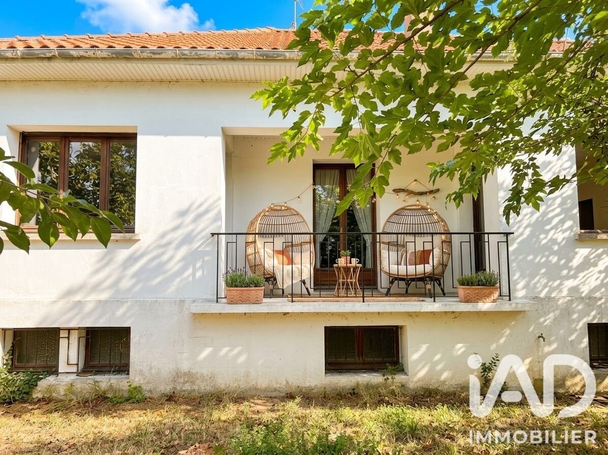Maison à vendre, 116m², Sainte-Bazeille