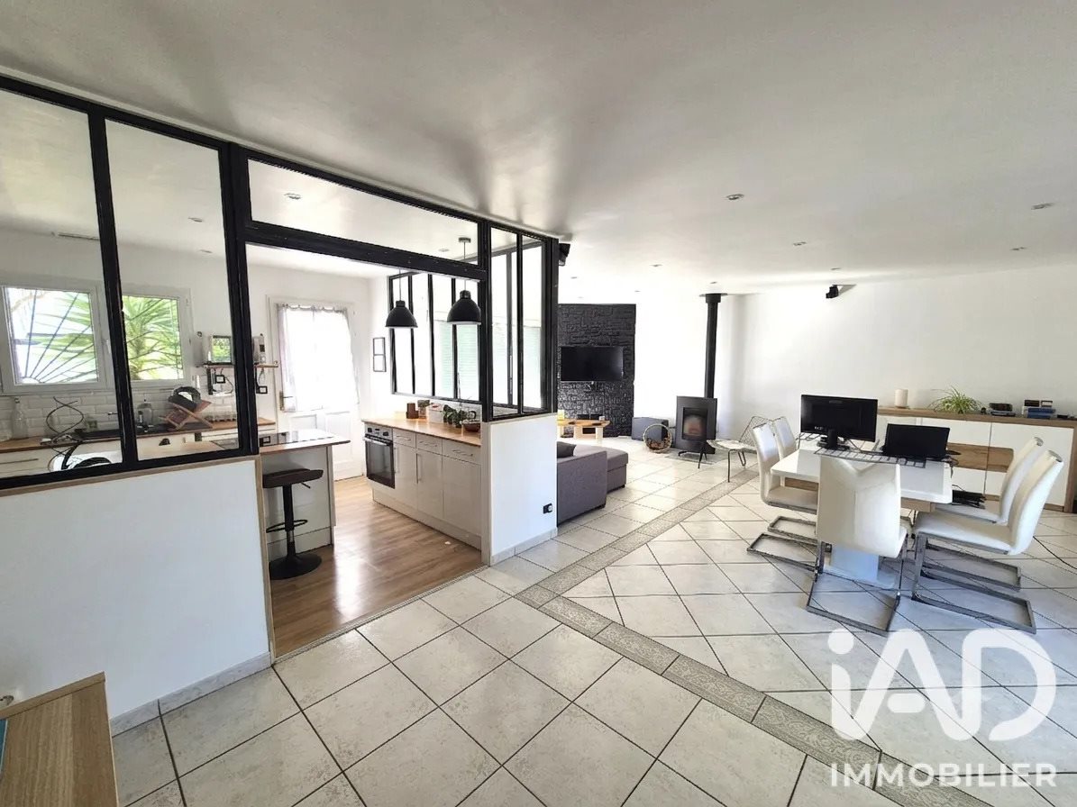 Maison à vendre, 122m², Izon