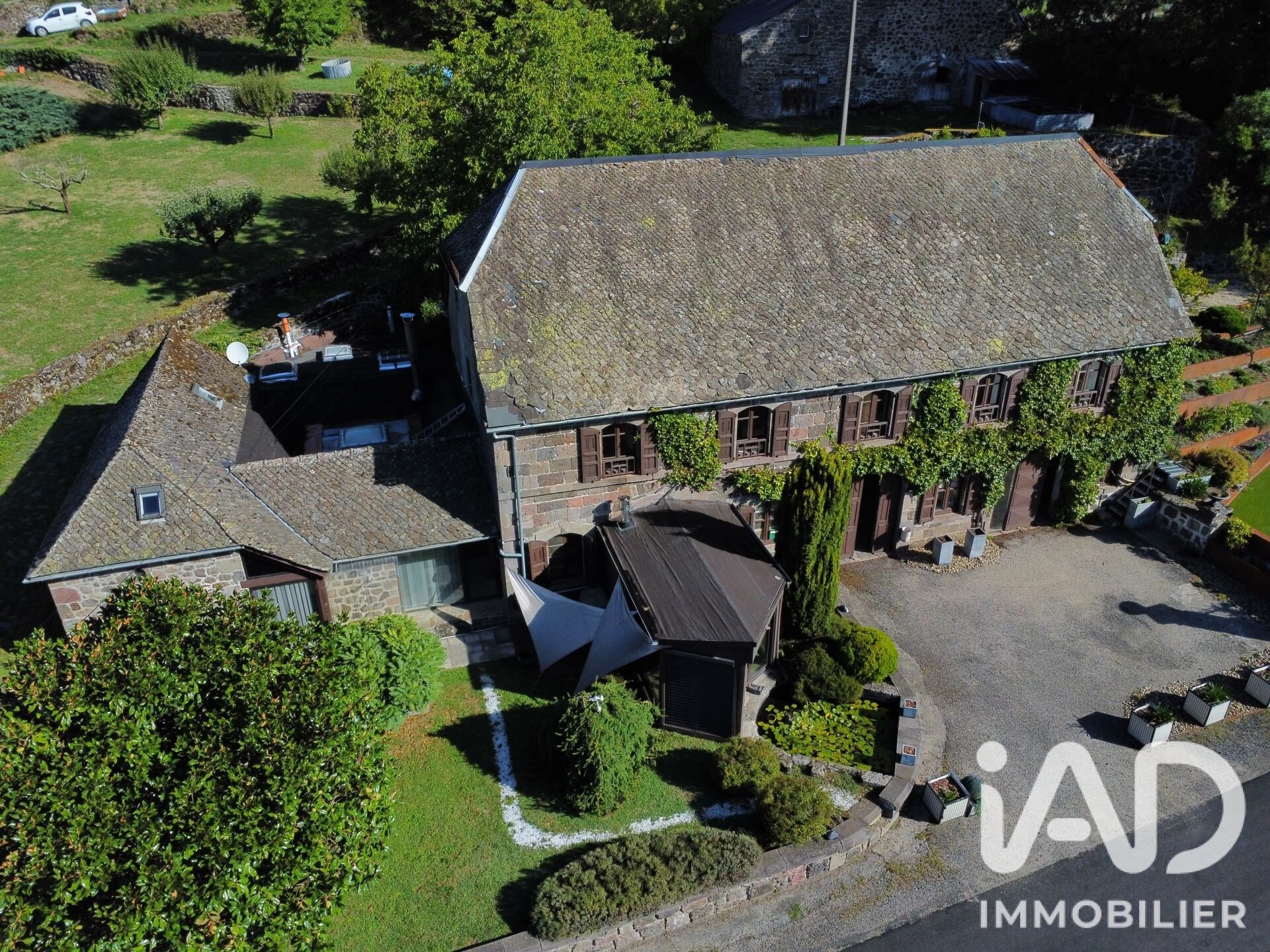 Maison à vendre, 305m², Saint-Martin-Valmeroux