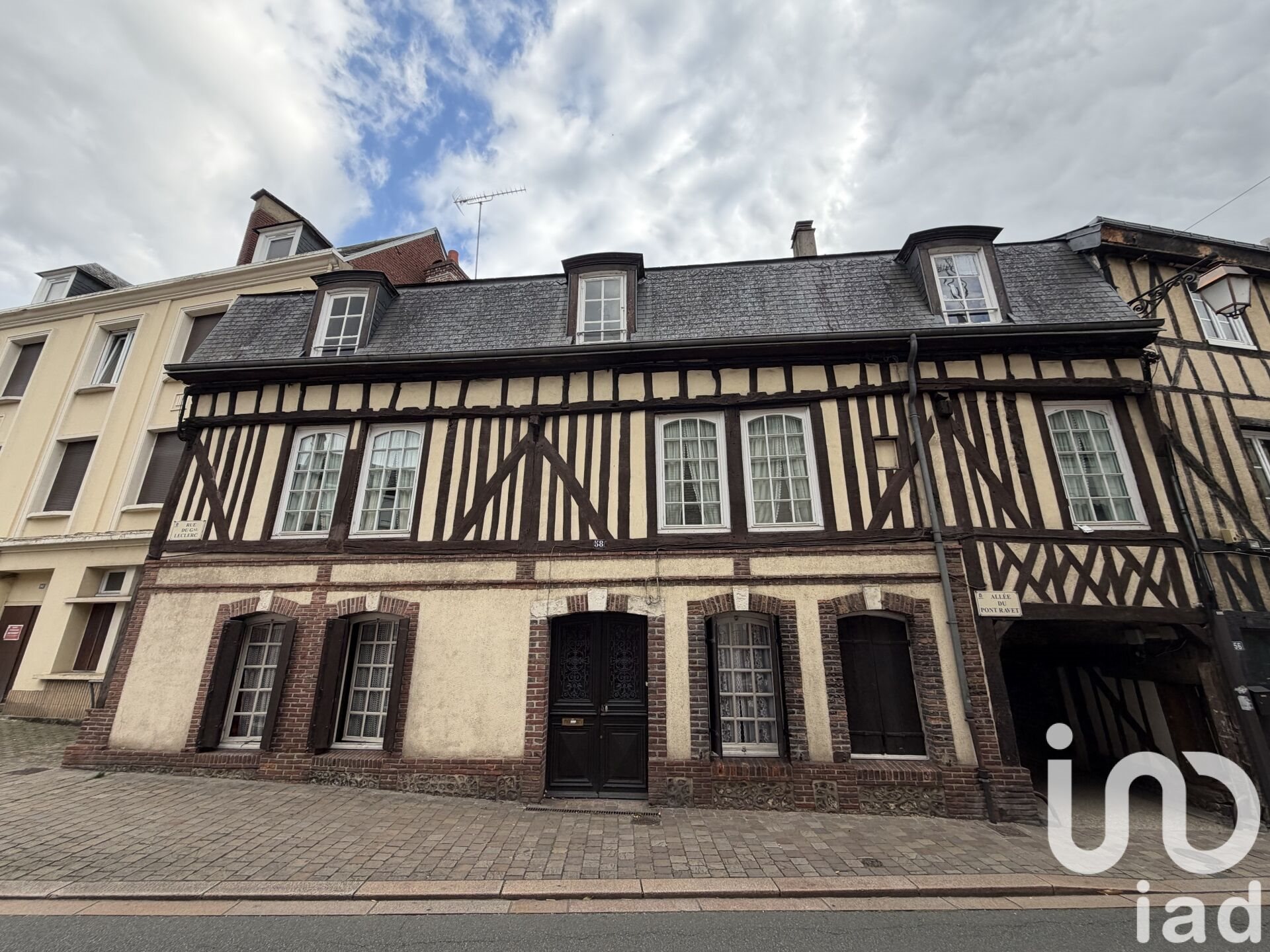 Maison à vendre, 138m², Bernay